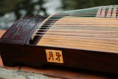 小孩初学古筝如何挑选古筝