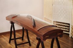 古筝价格多少钱，如何挑选古筝